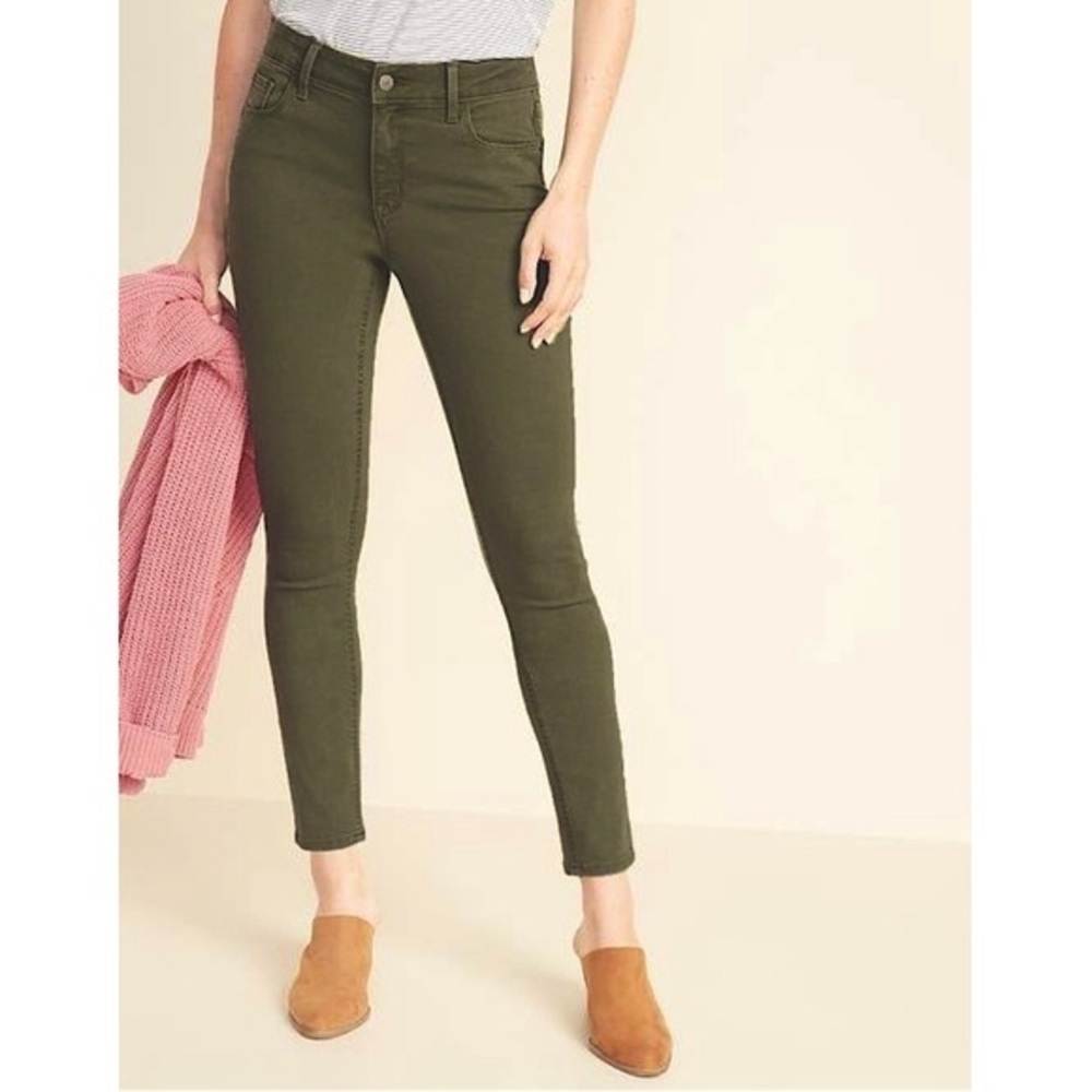 Old Navy Rockstar Super Skinny Mid Rise Army Olive Green Pants